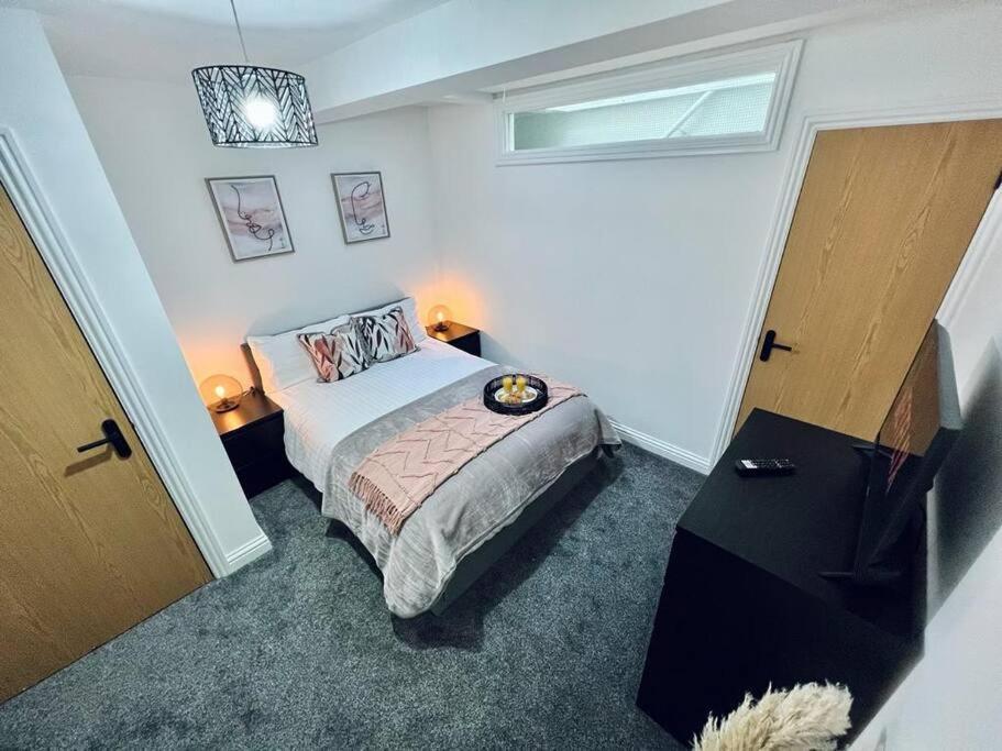 Appartamento 2 Bed Harbourside Penthouse With Hot Tub & Stunning Roof Terrace Weymouth Esterno foto
